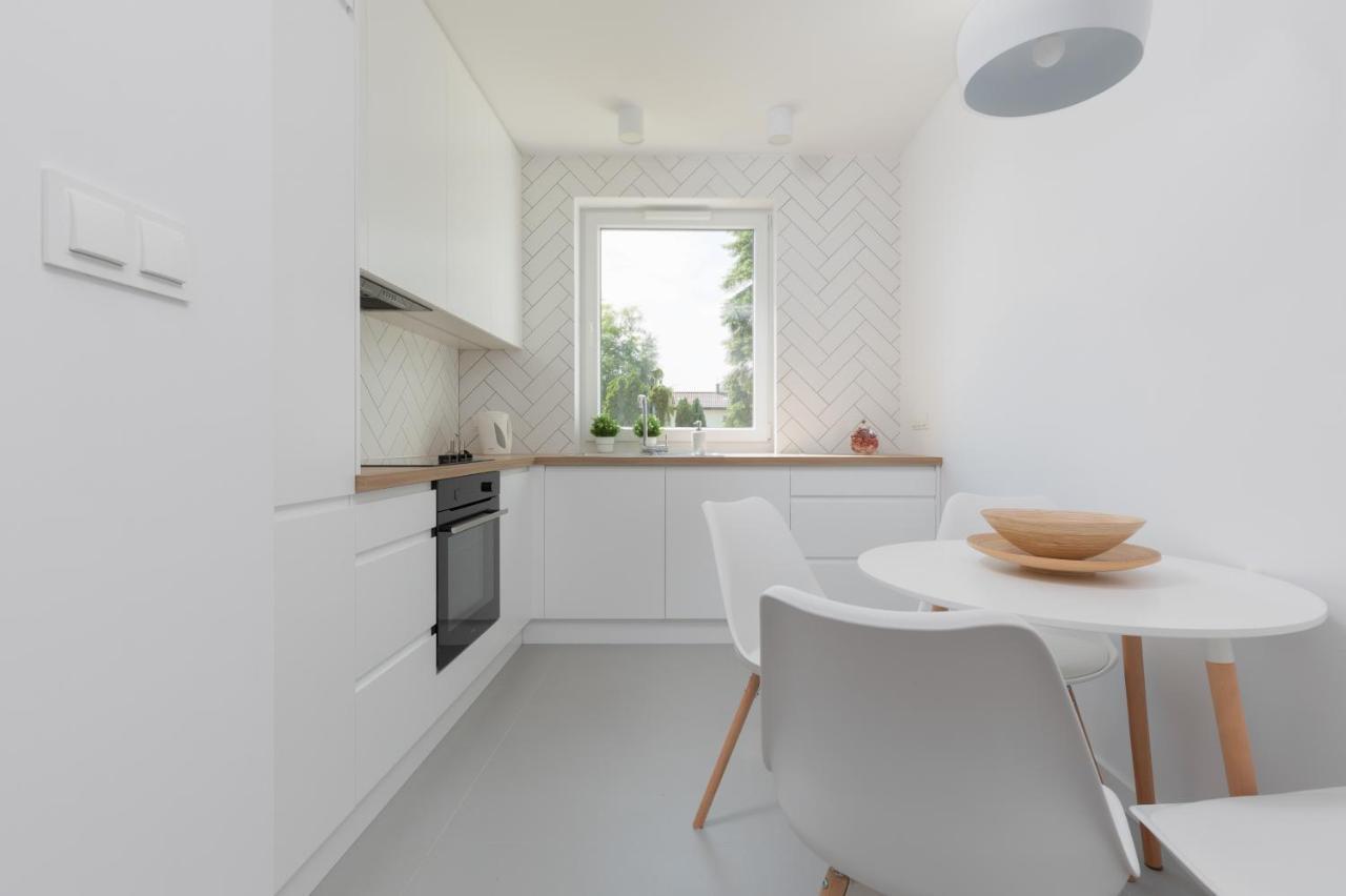 Nowe Bemowo Apartment By Renters วอร์ซอ ภายนอก รูปภาพ