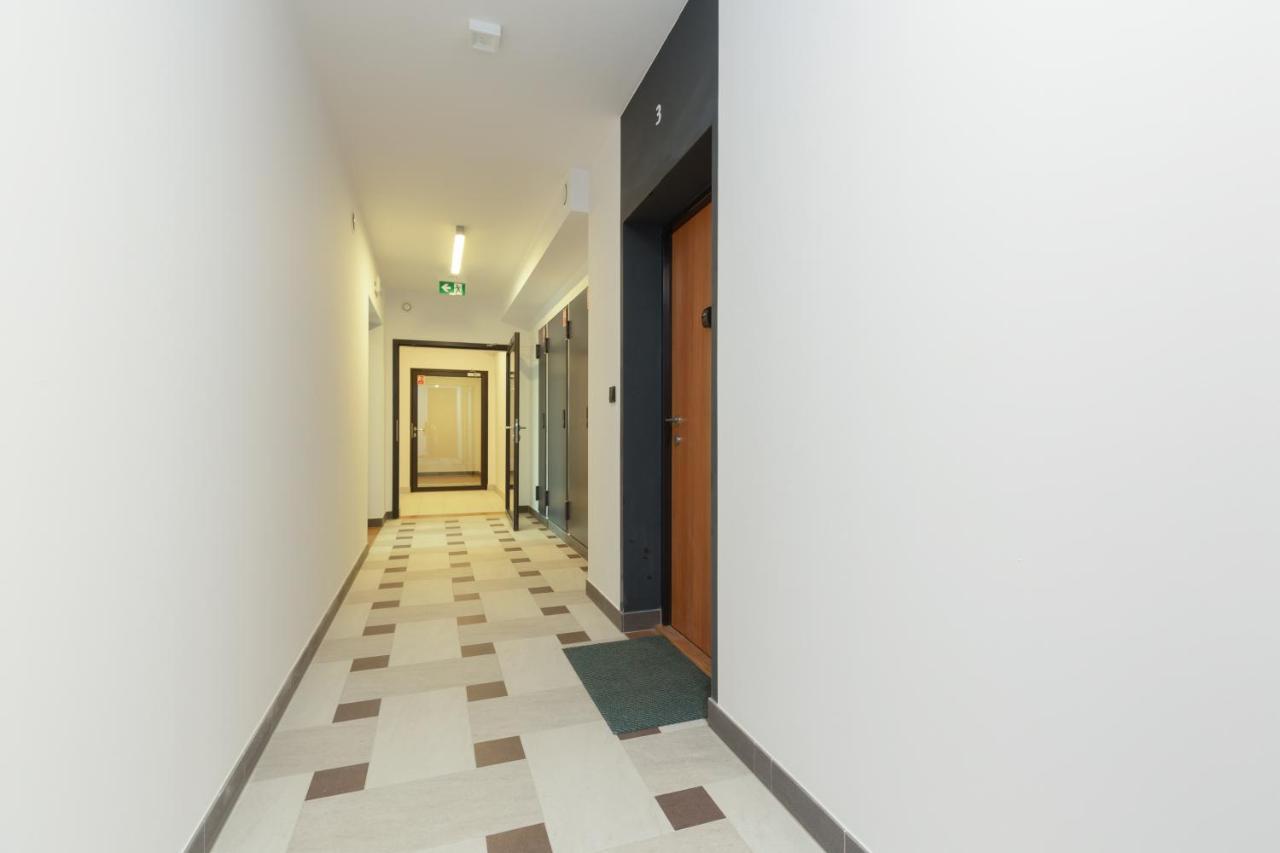 Nowe Bemowo Apartment By Renters วอร์ซอ ภายนอก รูปภาพ